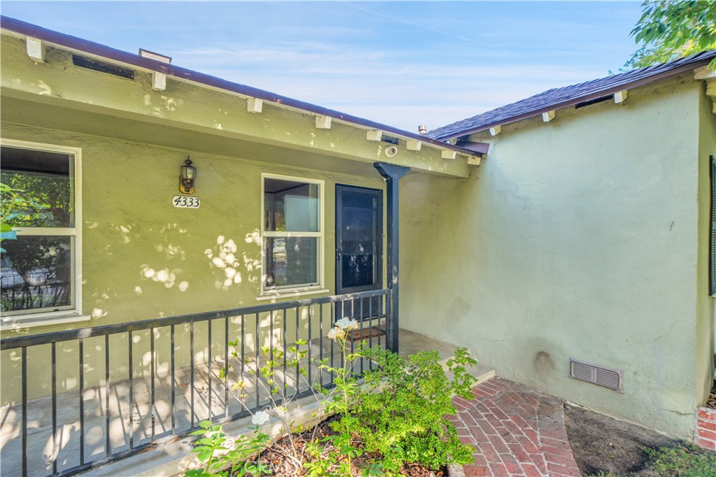 4333 Elmer Avenue