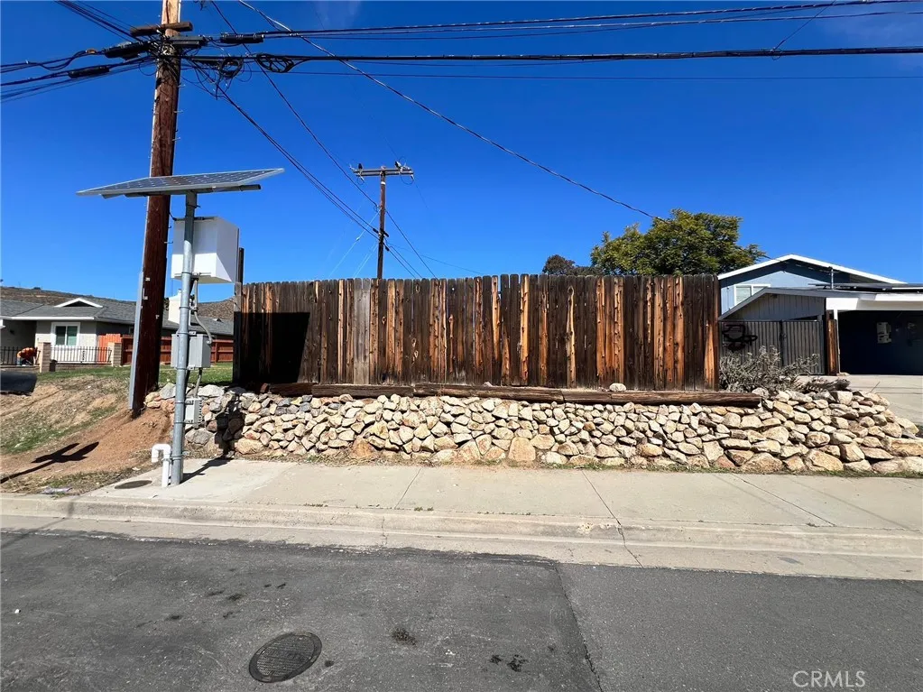 Lake Elsinore, California 92530, United States, ,Land,Pending,205095
