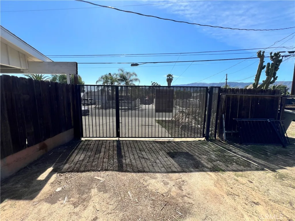 Lake Elsinore, California 92530, United States, ,Land,Pending,205095