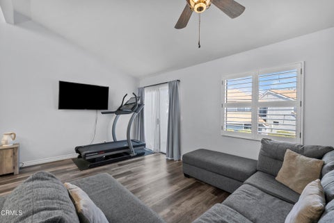 Tiny photo for 5206 Longfellow Way, Oxnard, CA 93033 (MLS # V1-37895)