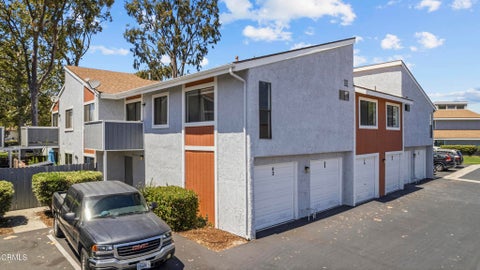 Tiny photo for 5206 Longfellow Way, Oxnard, CA 93033 (MLS # V1-37895)