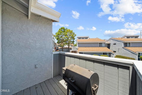 Tiny photo for 5206 Longfellow Way, Oxnard, CA 93033 (MLS # V1-37895)