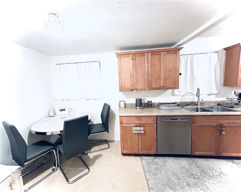 Custom Agua Dulce (CADUL) - Residential