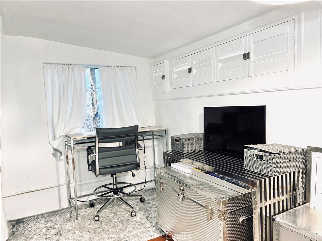 Custom Agua Dulce (CADUL) - Residential