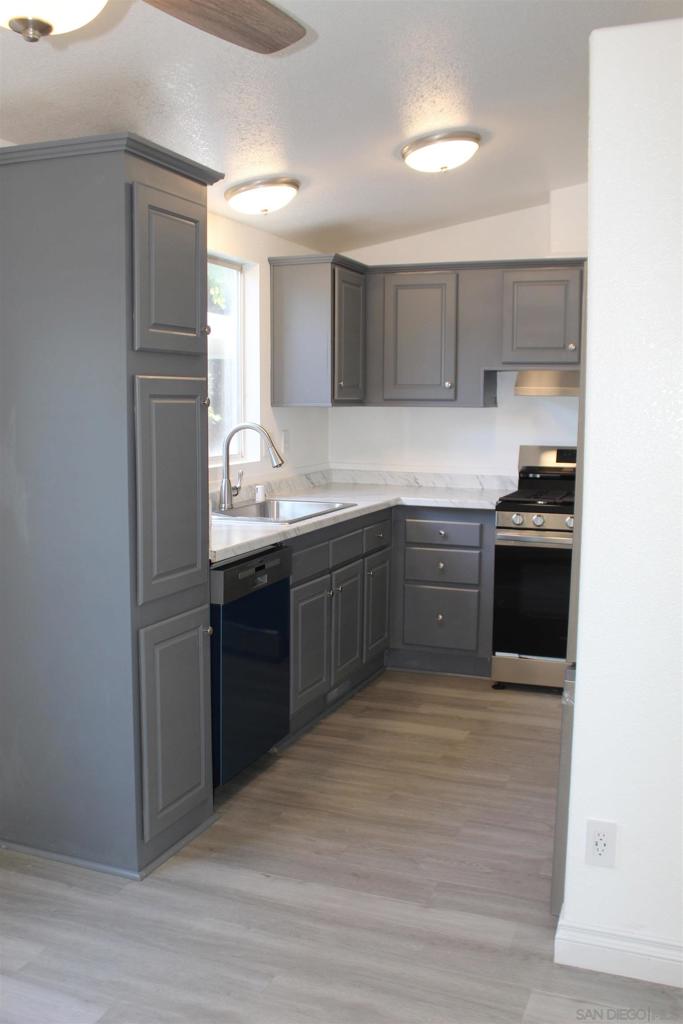 El Cajon - Manufactured In Park