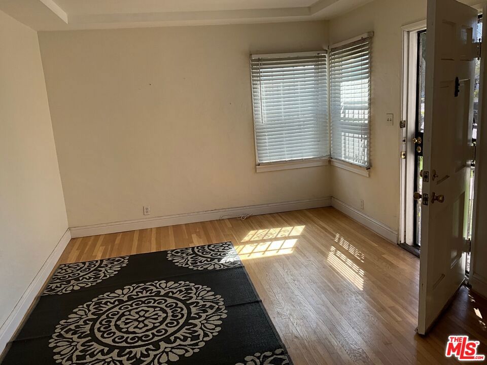 3766 Cimarron Street