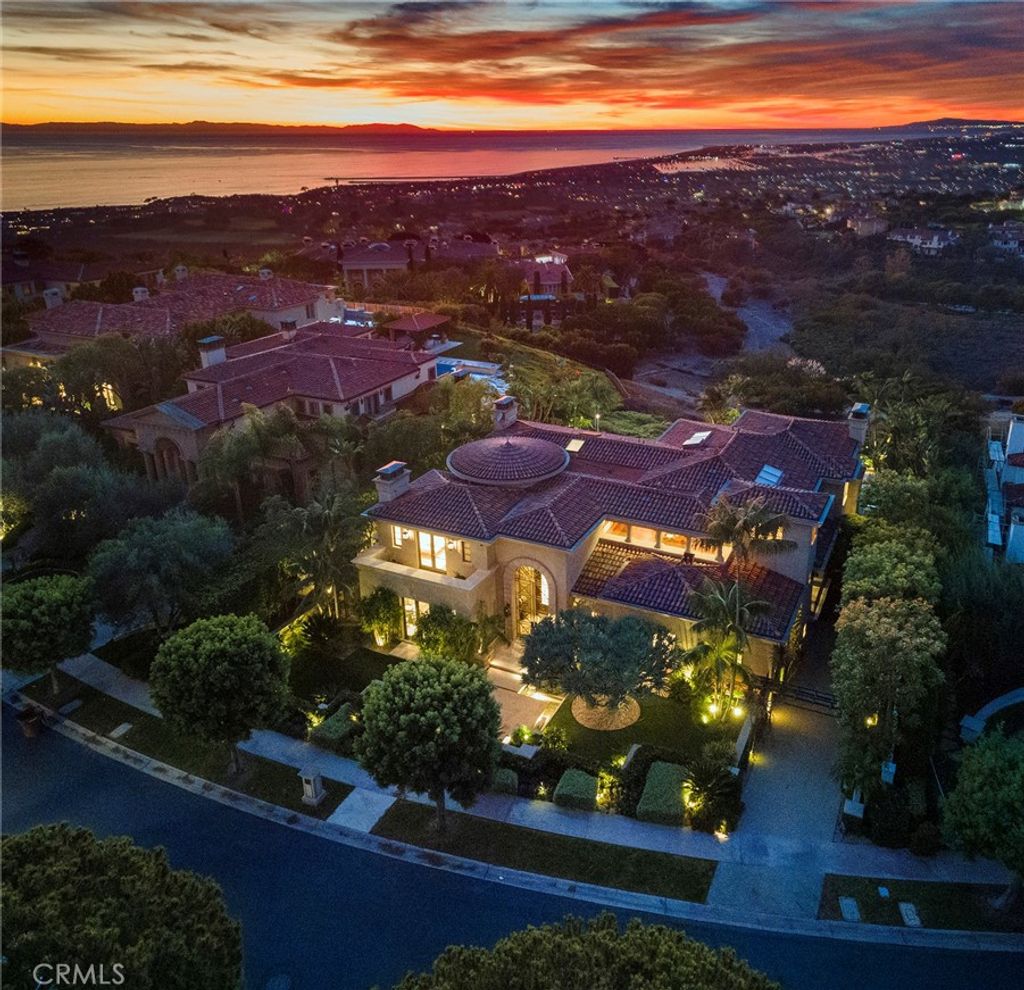 Photo of 9 Sailcrest, Newport Coast, CA 92657 (MLS # NP25013393)