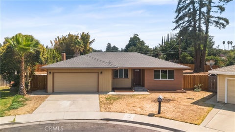 Photo of 698 Roberts Court, Merced, CA 95340 (MLS # MC26183512)