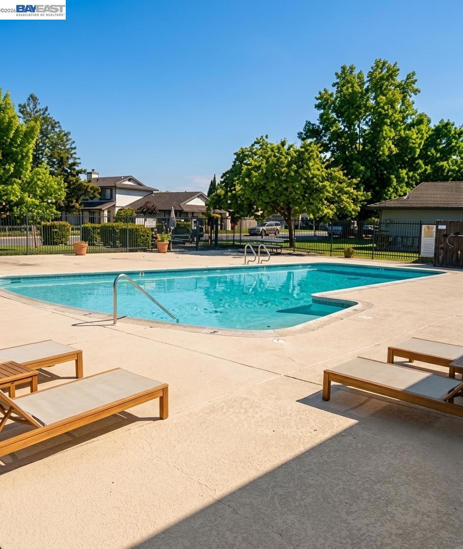 2101 Lemontree Way 4