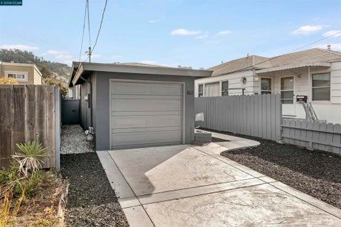 Photo of 1612 Elm St St, El Cerrito, CA 94530 (MLS # 41147472)