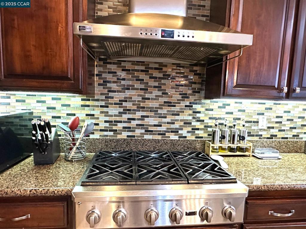 DEER RIDGE - Residential