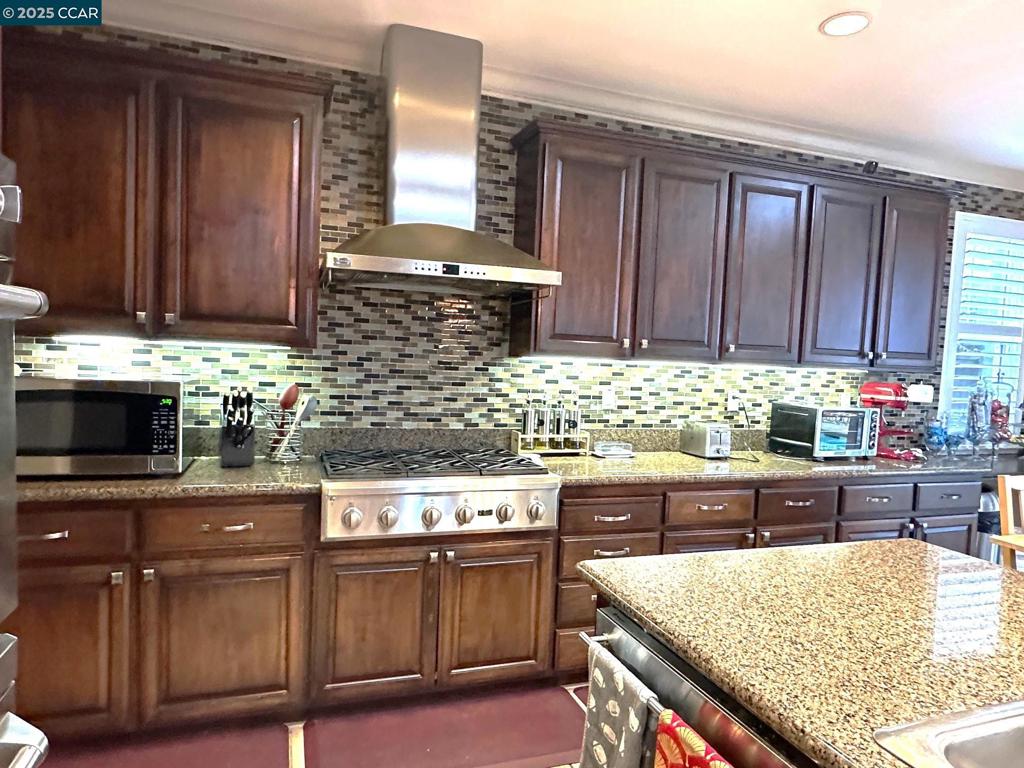 DEER RIDGE - Residential