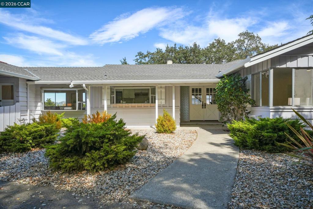 300 Oak View Ter