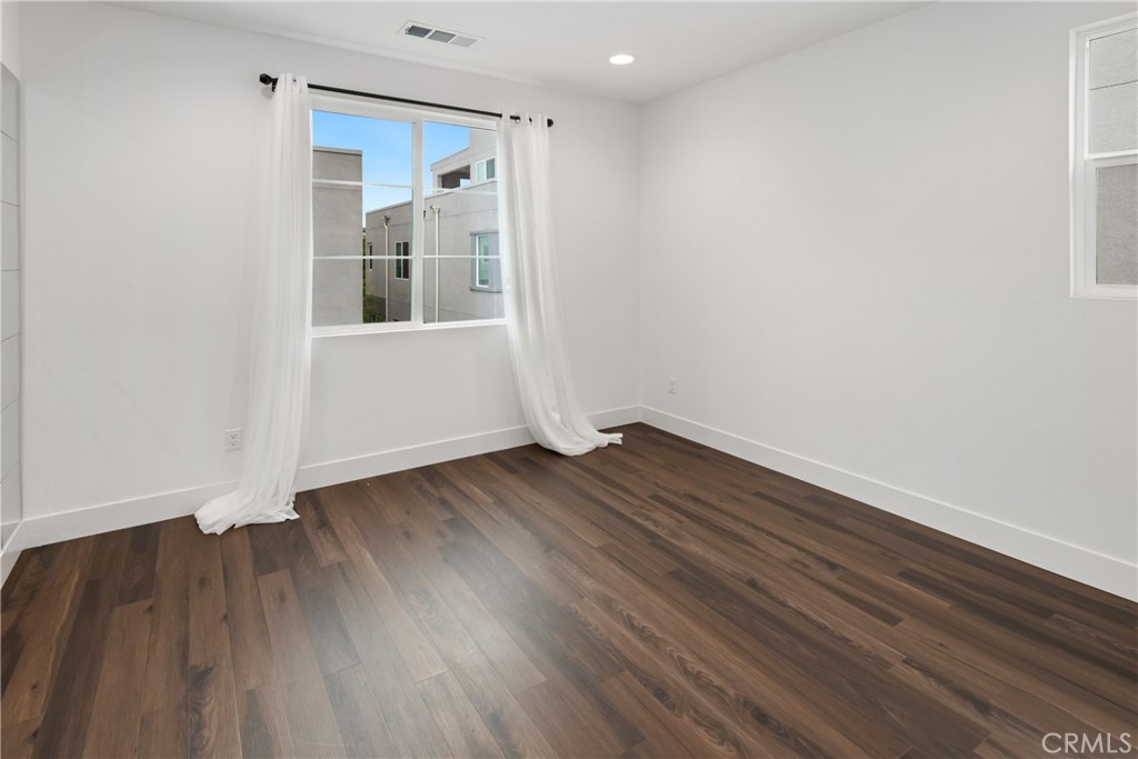 Novel Park - Residential Lease