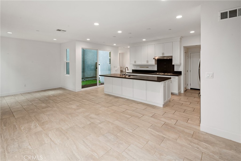 Novel Park - Residential Lease