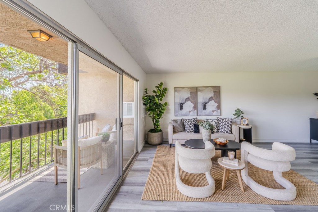 1061 Park Avenue 302