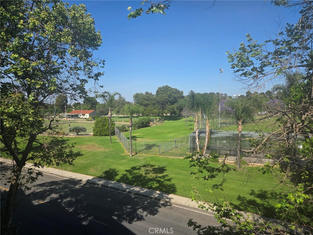 1061 Park Avenue 302