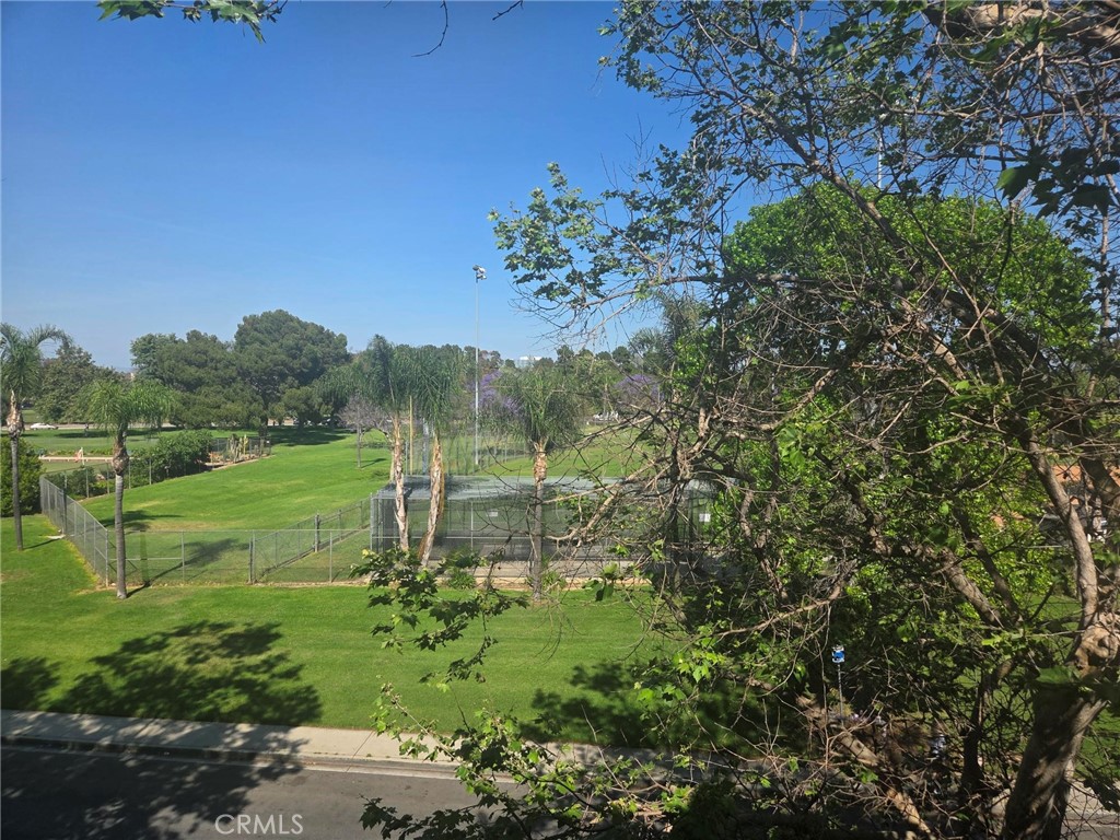 1061 Park Avenue 302