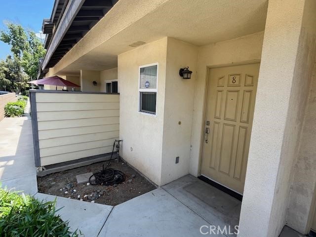 The Townhouse style condo with 3 beds and 2 bath. One bed downsstairs with bath room, with Tile Entry and Wood Floor in the bedroom, direct access to over size 2 car garage that with Lundry area. The Wood Floor through out stairs and 2nd floor Living room and 2 beds. a full bath and kitchen close to Center of Covina City that including City Hall, parks, City walk and mins away from freeway 10.