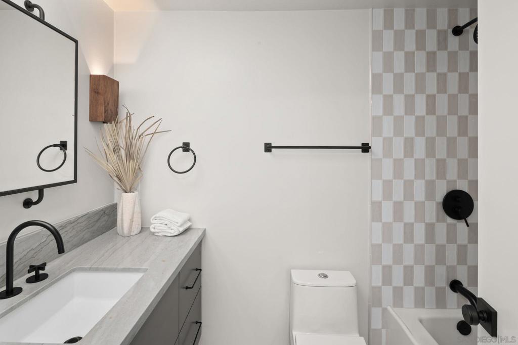 Pacific Beach - Residential