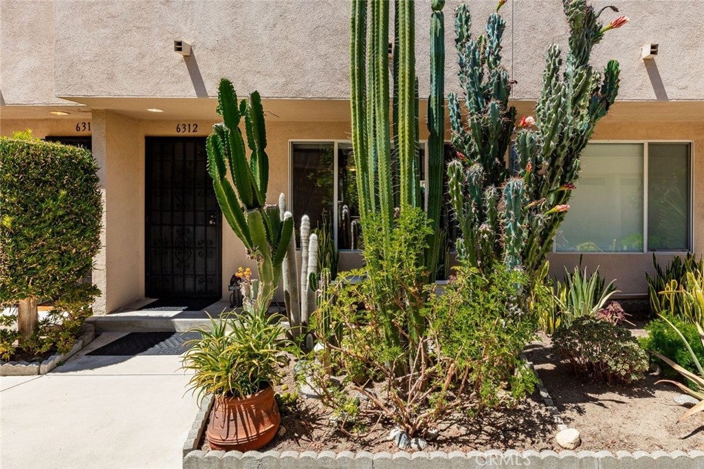 6312 Morse Avenue, North Hollywood CA 91606