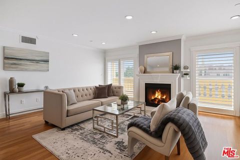 Photo of 123 S Clark Drive #PH1, West Hollywood, CA 90048 (MLS # 25612167) Photo of 123 S Clark Drive #PH1, West Hollywood, CA 90048 (MLS # 25612167)