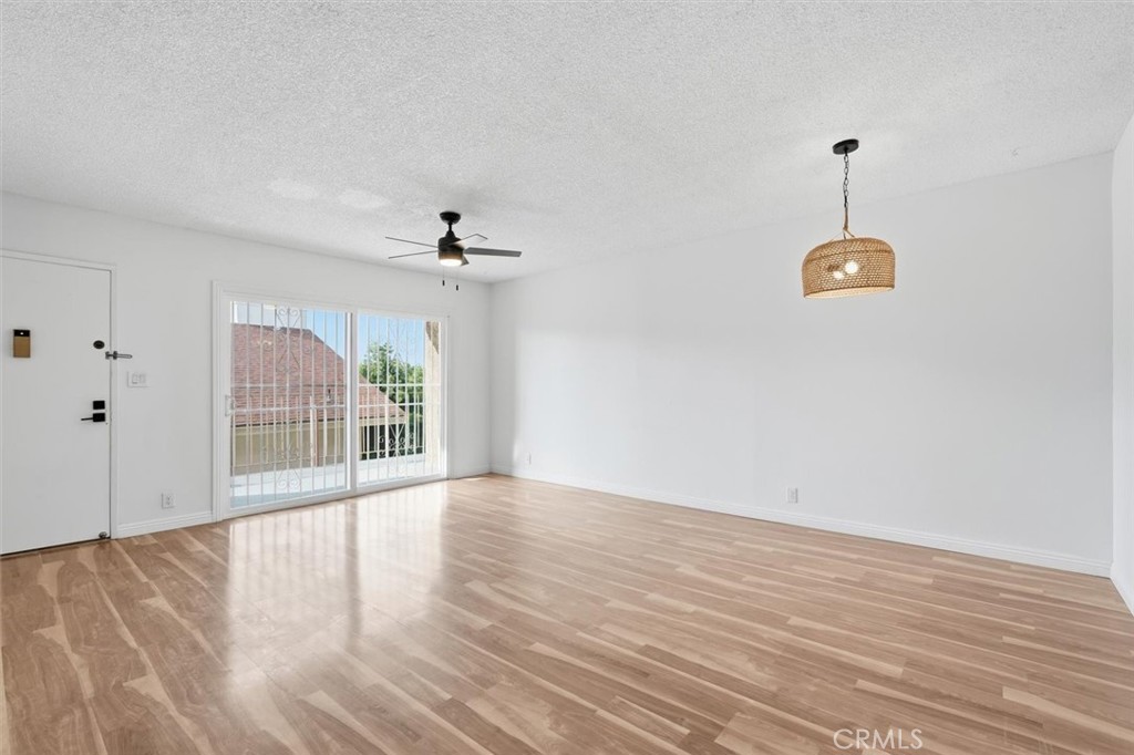 1036 Magnolia 207