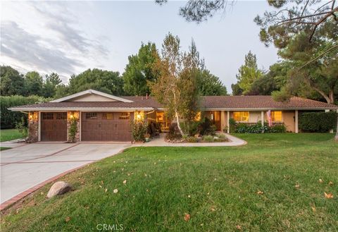 Photo of 15877 Warm Springs Drive, Canyon Country, CA 91387 (MLS # SR25251128) Photo of 15877 Warm Springs Drive, Canyon Country, CA 91387 (MLS # SR25251128)