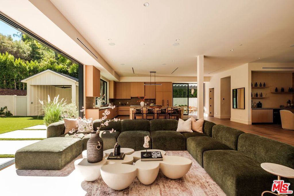 18100 Karen Drive