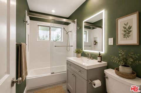 Tiny photo for 322 Huntley Drive, West Hollywood, CA 90048 (MLS # 26862341)