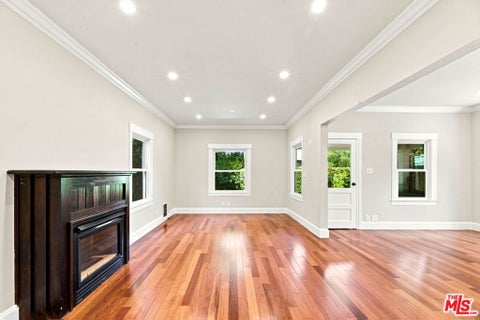 Tiny photo for 322 Huntley Drive, West Hollywood, CA 90048 (MLS # 26862341)