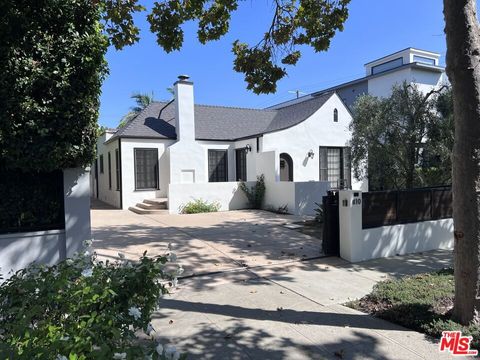 Photo of 810 N HARPER Avenue, Los Angeles, CA 90046 (MLS # 26828751)