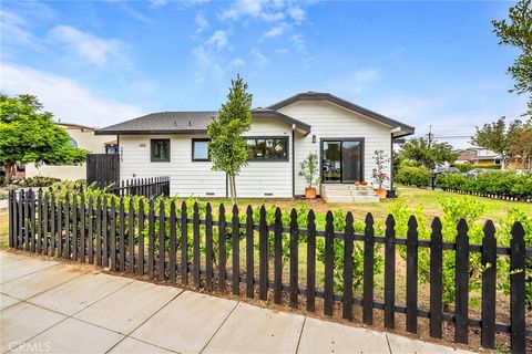 Photo of 2315 Andreo Avenue, Torrance, CA 90501 (MLS # SB25238343)