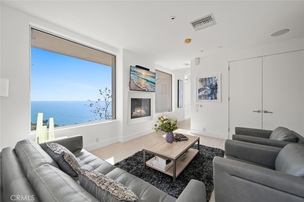 Upper Diamond (UD) - Residential