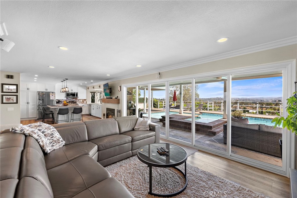 Mission Viejo, California, 92691, United States, 3 Bedrooms Bedrooms, ,3 BathroomsBathrooms,Residential,Active,2051978