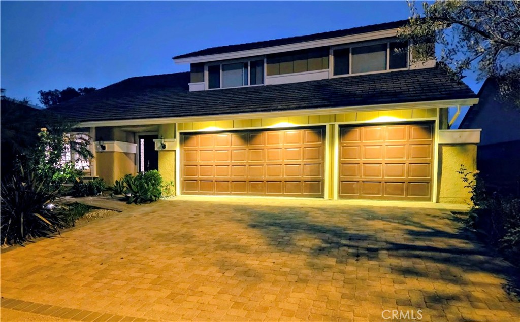 Mission Viejo, California, 92691, United States, 3 Bedrooms Bedrooms, ,3 BathroomsBathrooms,Residential,Active,2051978