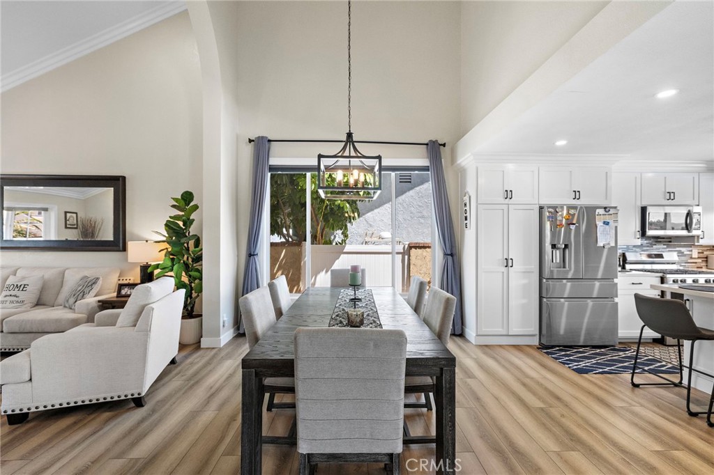 Mission Viejo, California, 92691, United States, 3 Bedrooms Bedrooms, ,3 BathroomsBathrooms,Residential,Active,2051978