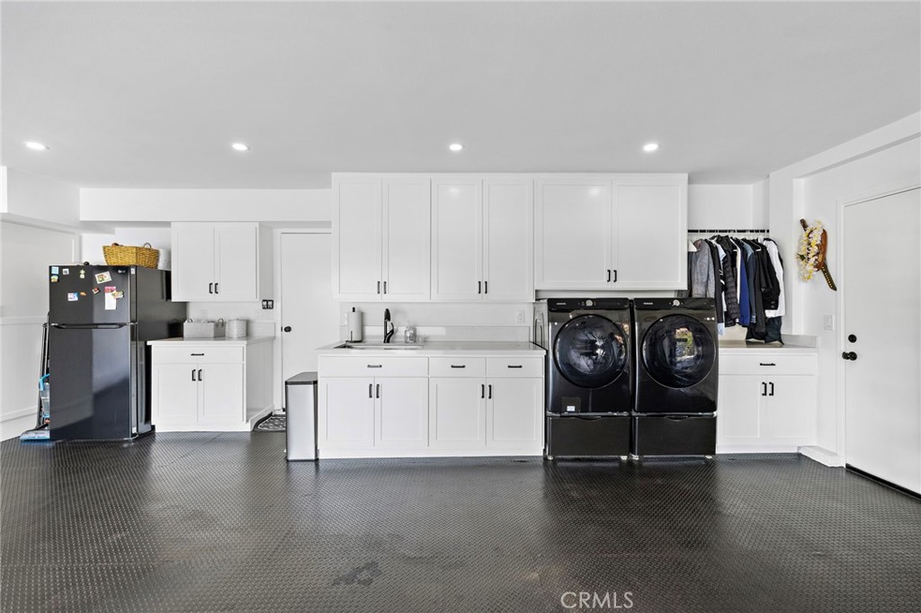 Mission Viejo, California, 92691, United States, 3 Bedrooms Bedrooms, ,3 BathroomsBathrooms,Residential,Active,2051978