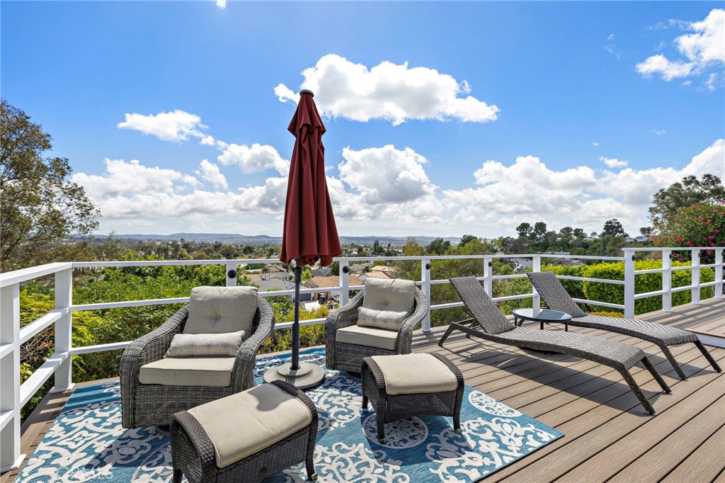 Mission Viejo, California, 92691, United States, 3 Bedrooms Bedrooms, ,3 BathroomsBathrooms,Residential,Active,2051978