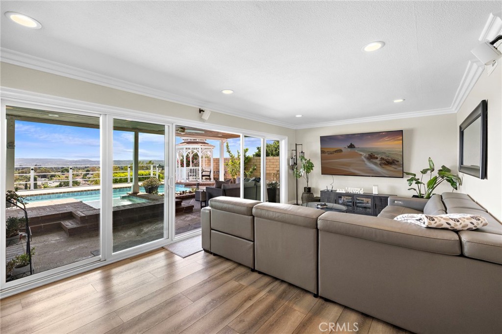Mission Viejo, California, 92691, United States, 3 Bedrooms Bedrooms, ,3 BathroomsBathrooms,Residential,Active,2051978