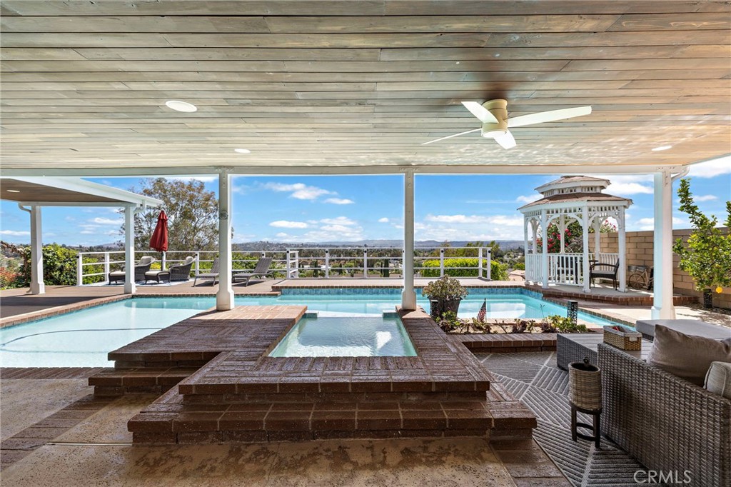 Mission Viejo, California, 92691, United States, 3 Bedrooms Bedrooms, ,3 BathroomsBathrooms,Residential,Active,2051978