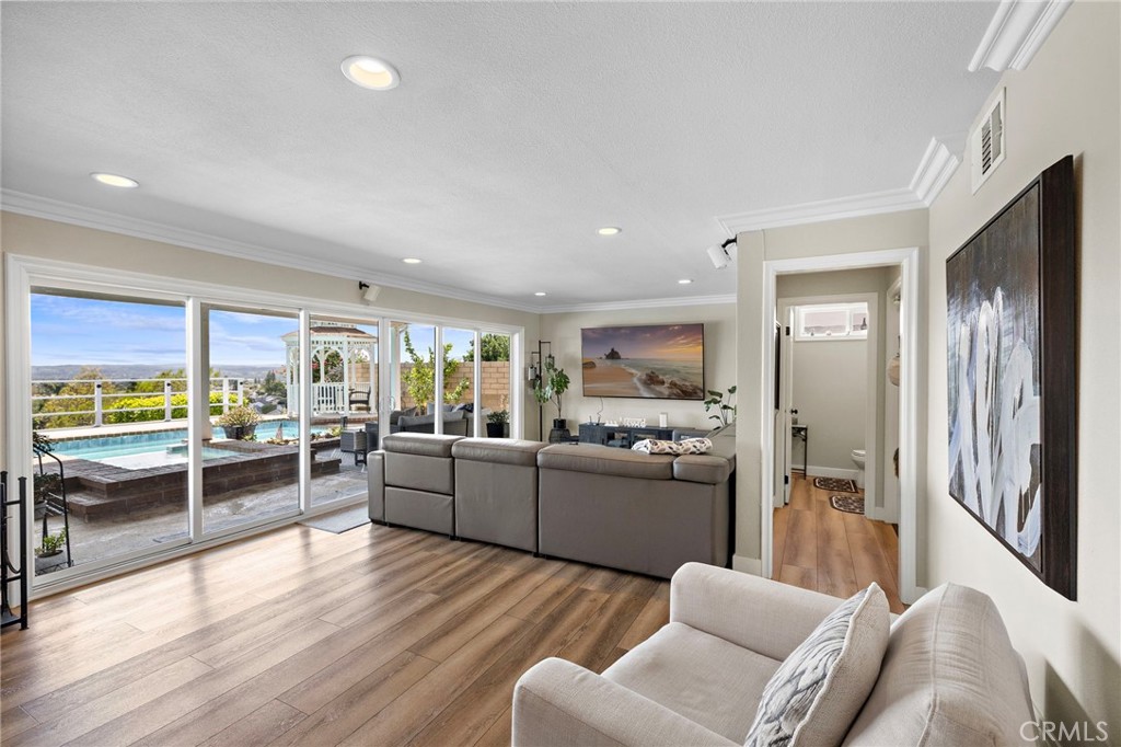 Mission Viejo, California, 92691, United States, 3 Bedrooms Bedrooms, ,3 BathroomsBathrooms,Residential,Active,2051978
