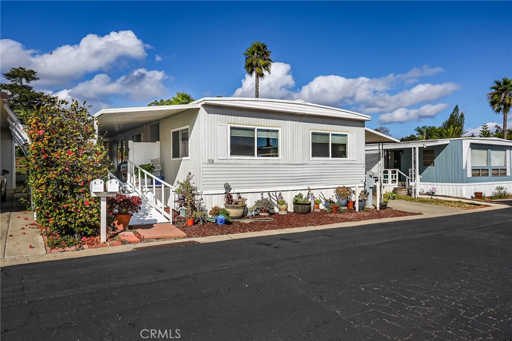 1120 E Mission Road 79