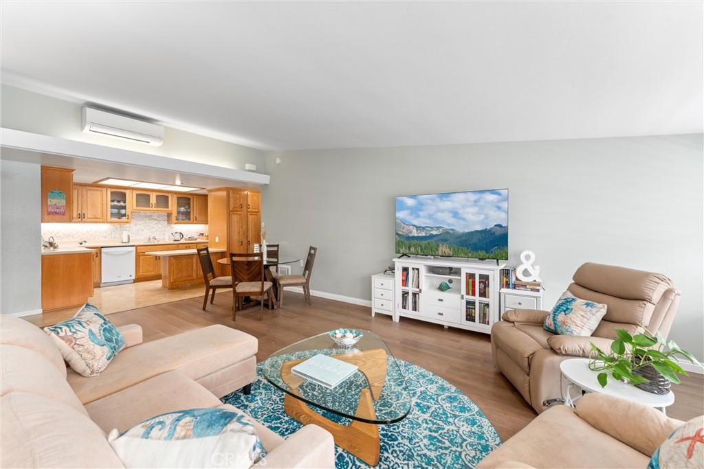 1860 Sunningdale Road 30F M-14