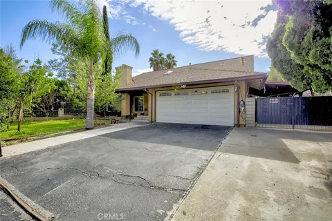 15224 Knapp, North Hills, CA 91343 - MLS#: SR25263710