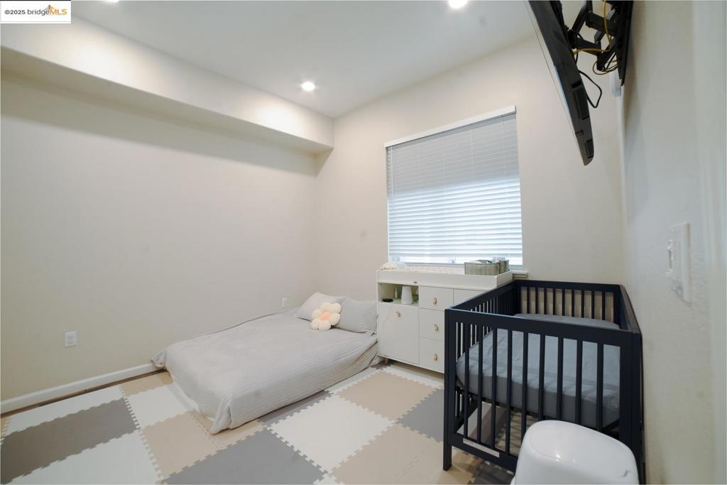 Not Listed - Residential