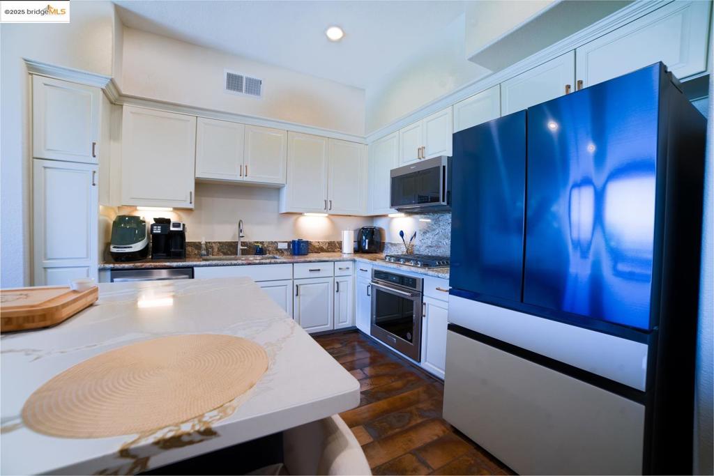 Not Listed - Residential