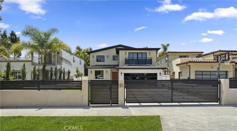 1917 Kelton Avenue Los Angeles CA 90025