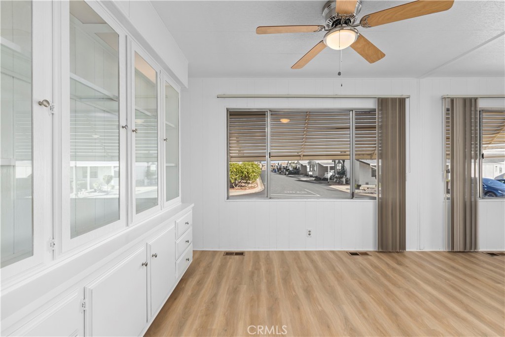 1400 W 13th st # 127