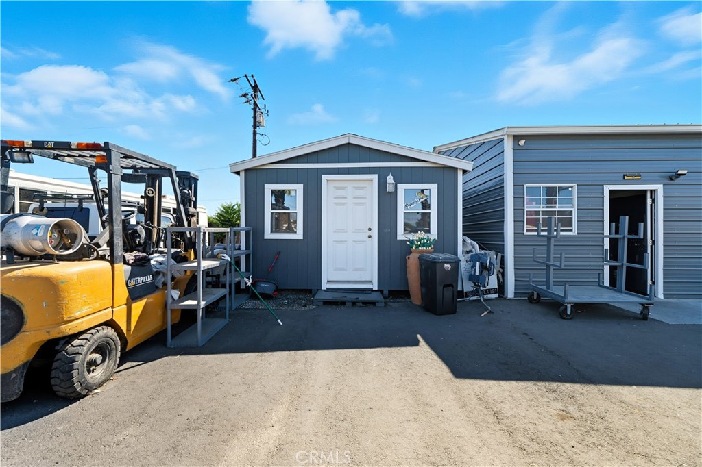 32935 32935 9th Street